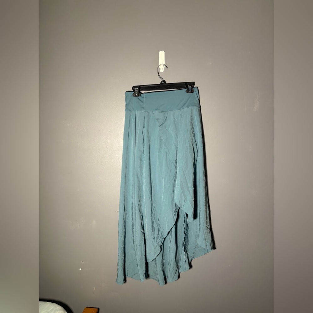 Halara Breezeful High Waisted High Low Ruffle 2-in-1 Maxi Skirt Size Small - Picture 2 of 5
